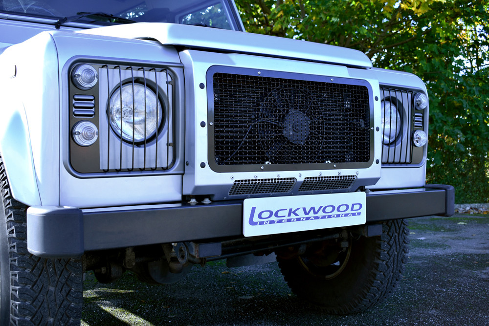 Land Rover Defender Main (Single Section) & Headlight Grilles (1998 >) Part No. 9051/9053 - Image 3