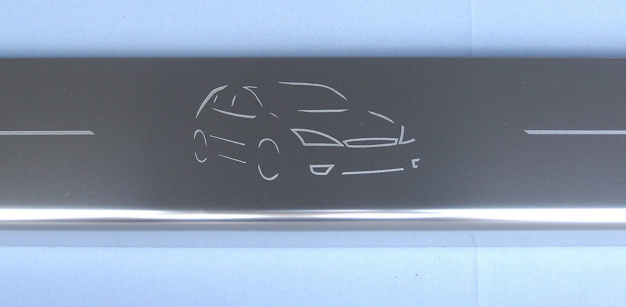 Focus Sills '98 - '05. (With Focus image logo) 4 Door Sill Protectors Part No. K104G - Image 2