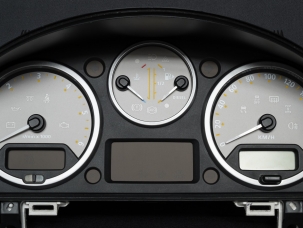 8386-land-rover-defender-kmh-grey-_-yellow-fitted