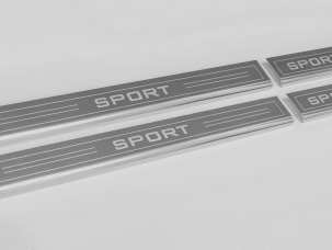 K02B-Range-Rover-Sport-Sill-Protectors