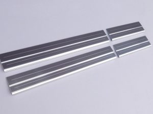 Rav 4 (From 2013 to 2018 Including Facelift) Sill Protectors Part No. K111S