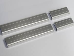 k93s-ford-edge-sill-protectors