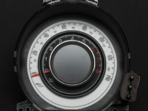 500. KMH to MPH Conversion Dial for imported vehicle. Part No. C544