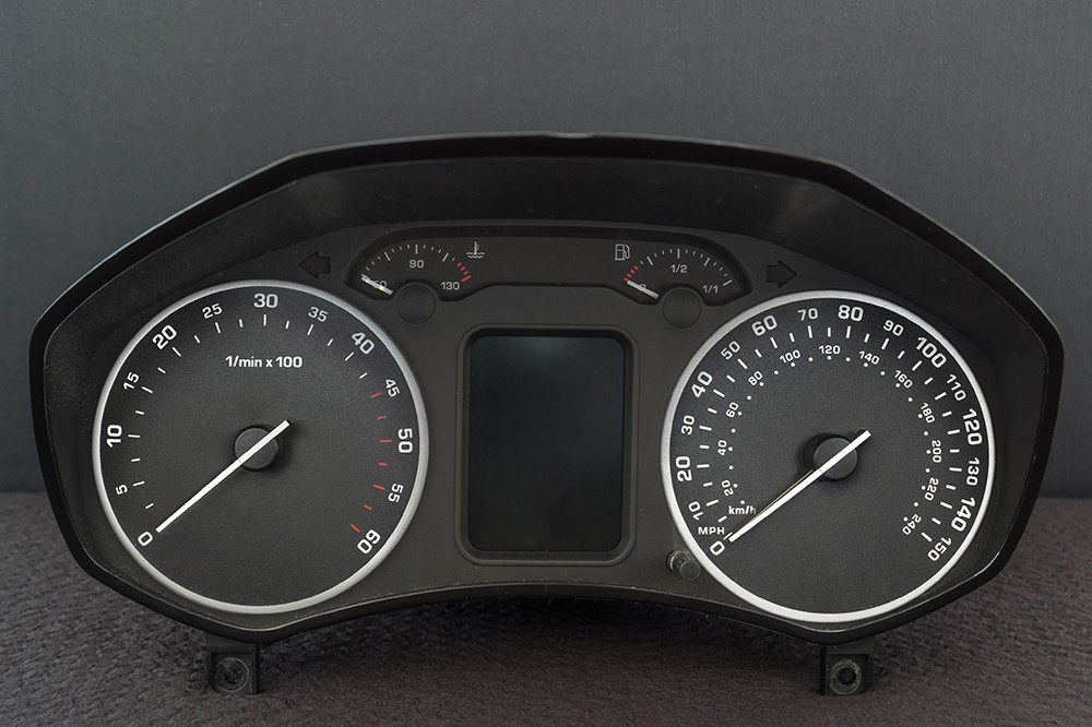 Octavia Mk2 (04-09 approx), KMH to MPH Conversion Dial for imported / exported vehicle. Part No. C1799 - Image 2