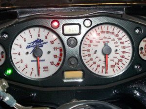 Suzuki Hayabusa GSX1300R white dial. Part No. SDS017